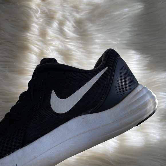 Nike running shoes - Picture 10 of 16